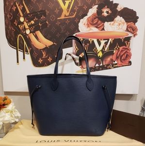 Louis Vuitton Neverfull MM Epi Leather